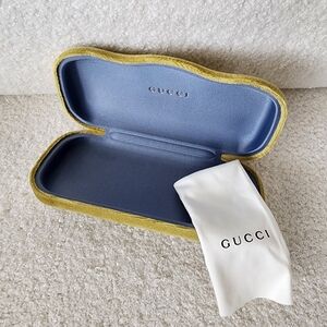 NEW Gucci Blue and Yellow Glasses Velvet Case